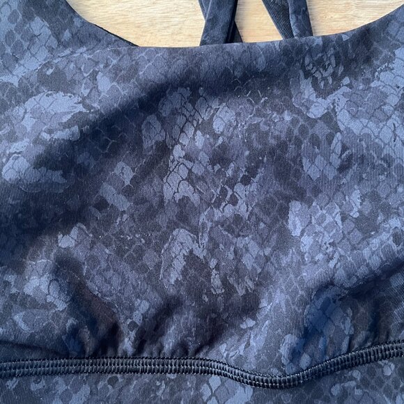 Lululemon Energy Bra, Hideaway Camo Deep Coal Multi SIZE 6 - Picture 3 of 7